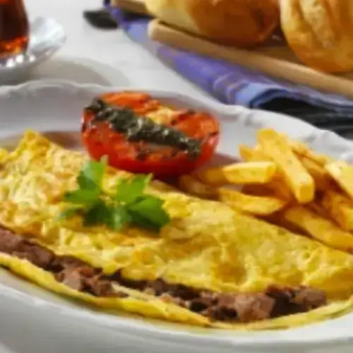 Omelette with Roasted Beef