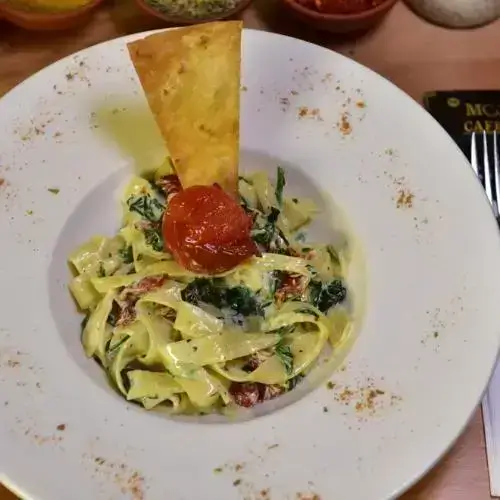 Fettucino Spinach