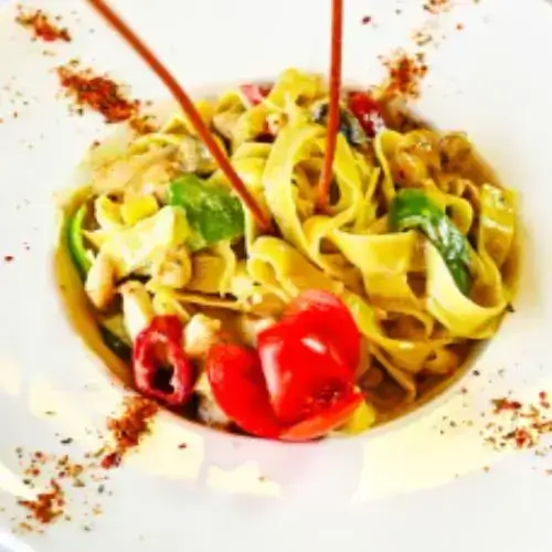 Fettuccine Alfredo