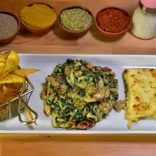 Moon Spinach Chicken