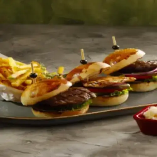 3 Mini Burgers