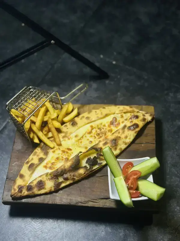 Cheese Pita