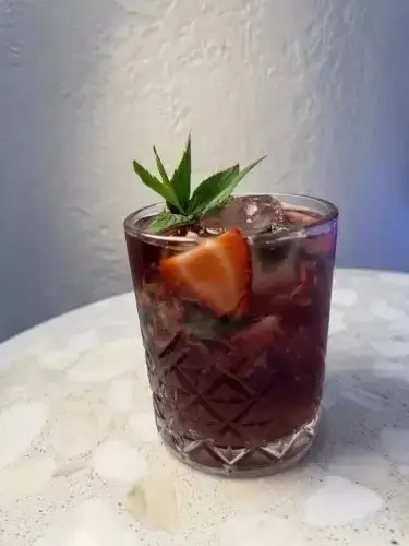 Strawmint